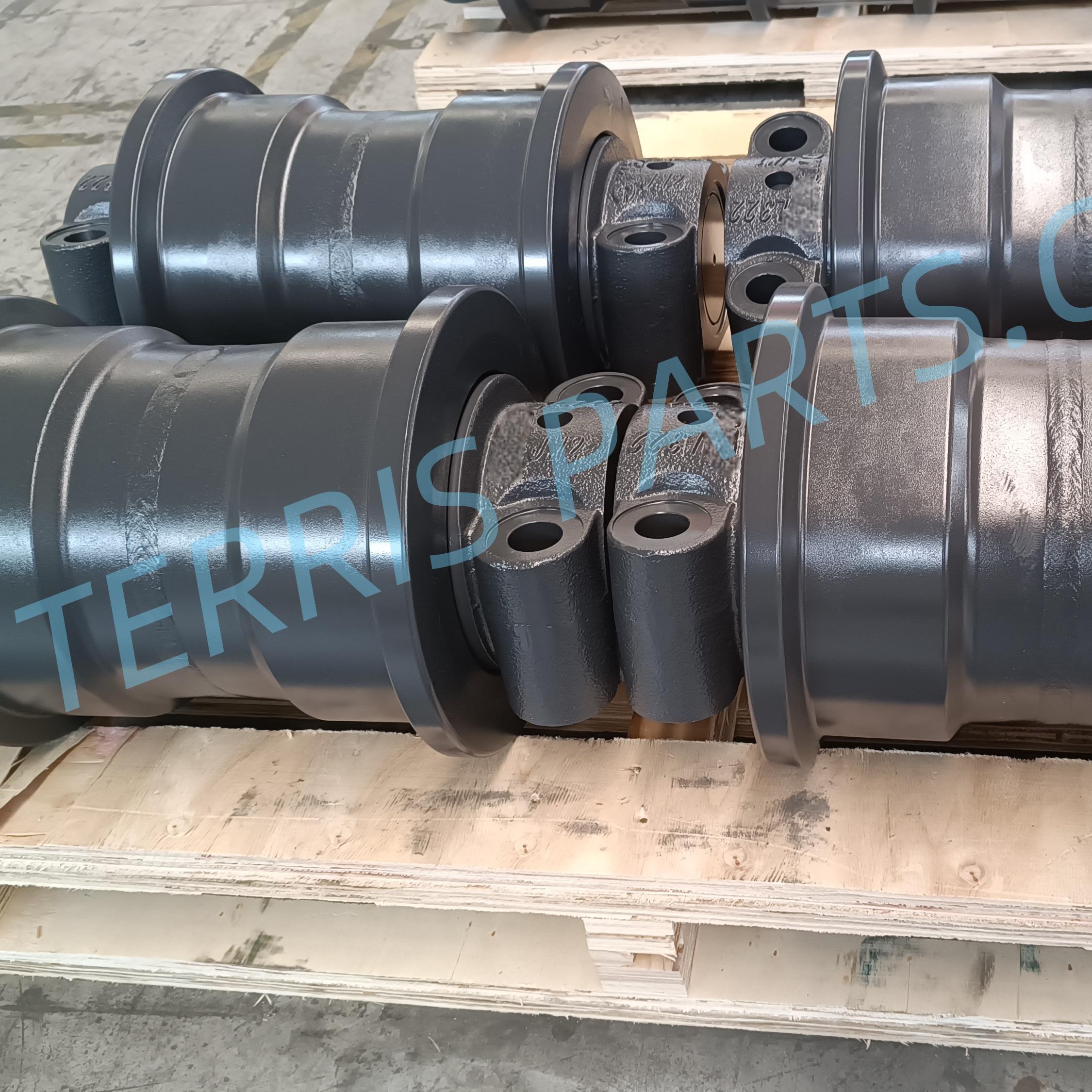 KOMATSU PC1250 TRACK ROLLER