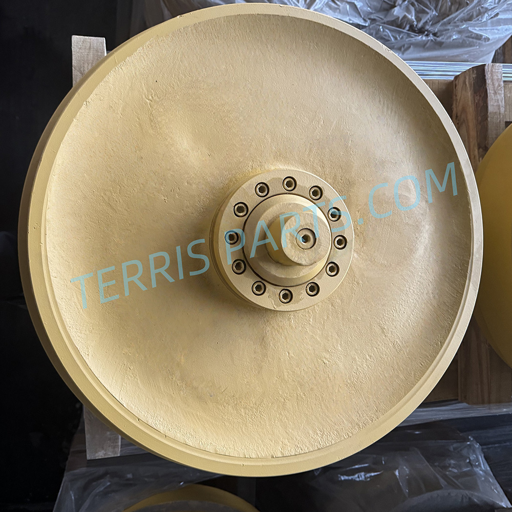 Caterpillar D7H idler